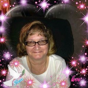 Meet your Posher, Leticia